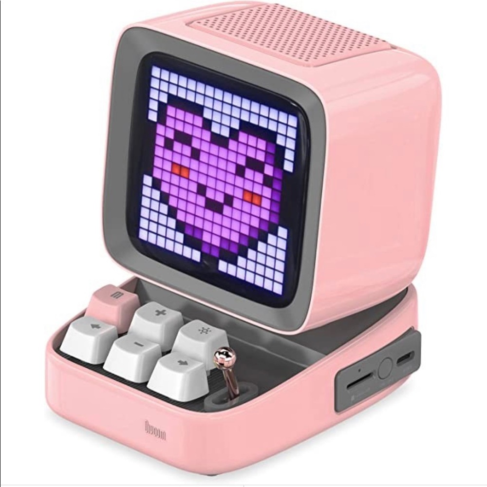 Divoom Ditoo Retro Pixel Art Game speaker